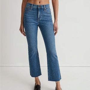 Madewell Taller Kick Out Crop Jeans in Cherryville Wash: Raw-Hem Edition